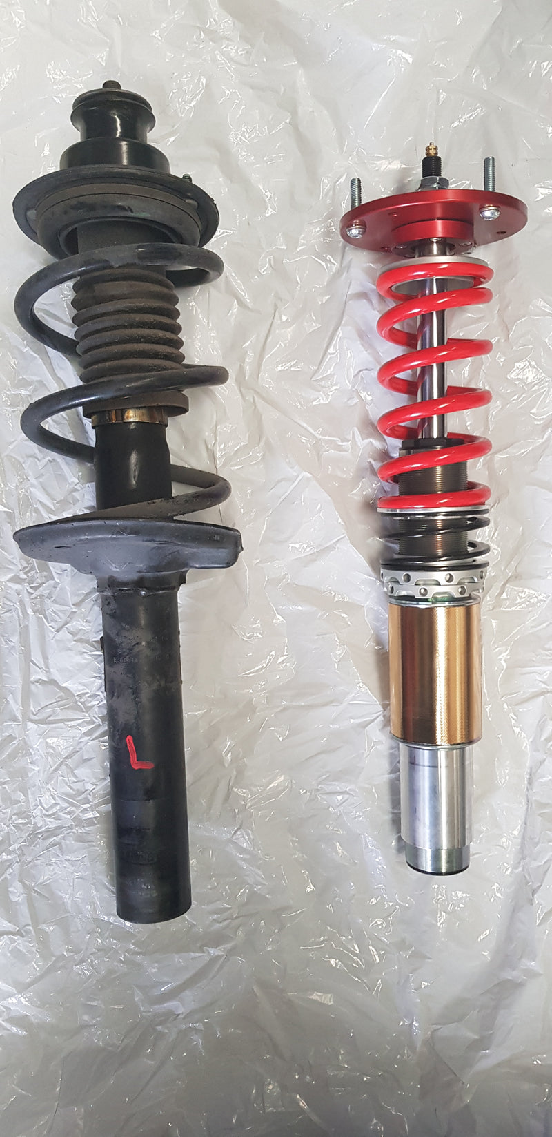 Motion Control Suspension Dampers - Porsche Boxster 987